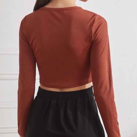 Ring detail long sleeve top - Picture 2 of 2